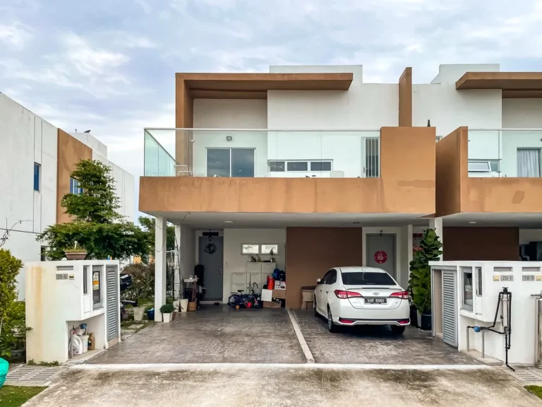 Townhouse Casa Bluebell Cybersouth