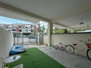 Townhouse Desa Jati Nilai - carport dan autogate