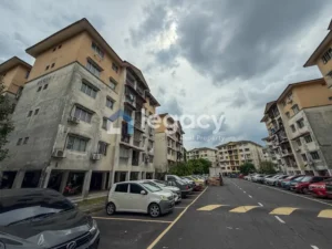 Bangunan Gugusan Mawar Blok C, Kota Damansara