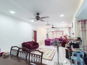 Ruang makan banglo setingkat Taman Kota Perdana Seri Kembangan