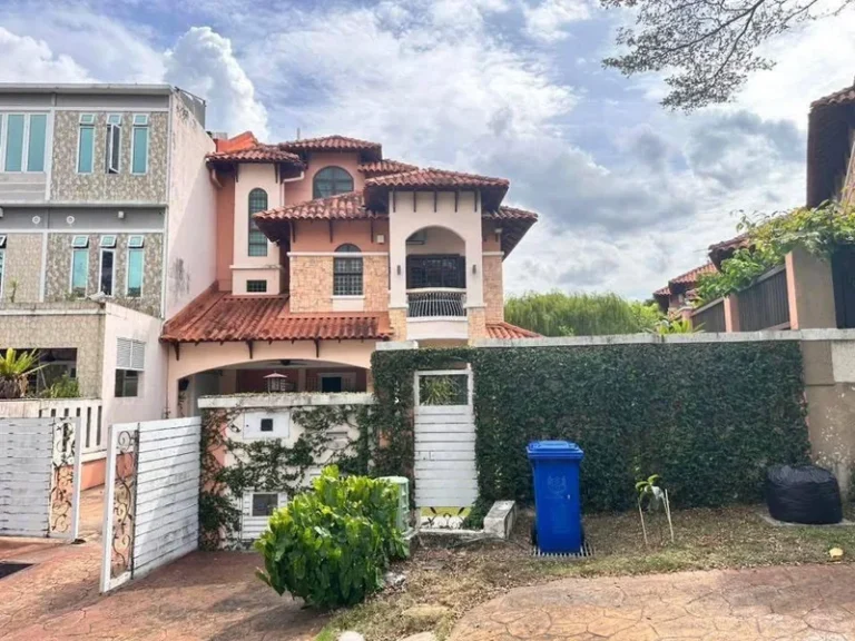 Semi-D 3 Tingkat Seksyen 7 Shah Alam