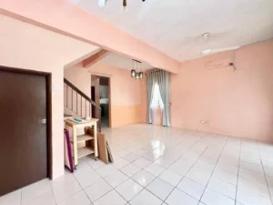 Teres Taman Lestari Putra LEP 6 Seri Kembangan End Lot — foto 5