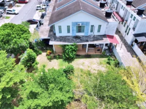 Bangi Avenue 2 Freehold, ruang tanah sisi rumah