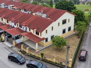 Teres 2 Tingkat Corner Lot Taman Bukit Galena Seremban Freehold